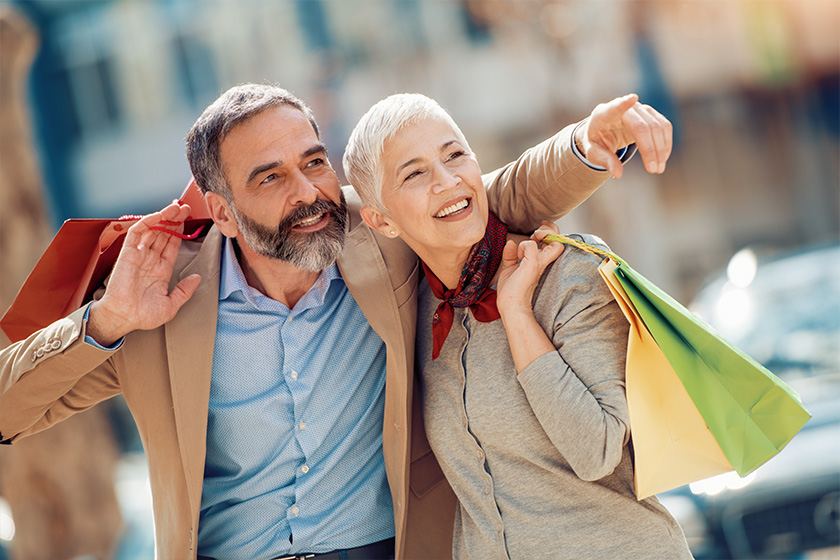 Couple in shopping