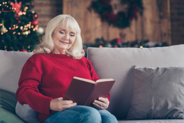 How Independent Living In Rice, TX Keeps Seniors Active During Winter