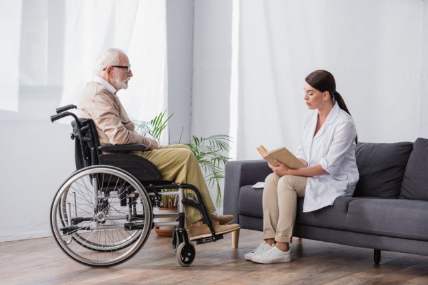 3 Ways Retirement Communities In Impact, TX Protect Your Loved One From Seasonal Depression