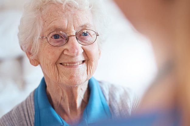 Choosing Assisted Living In Euless, TX For Your Vision-Impaired Loved One: 3 Things To Look For