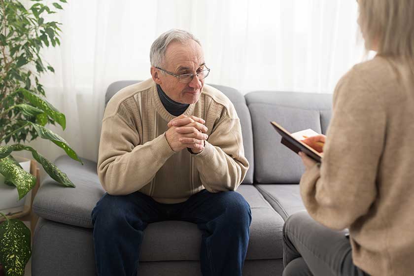 Caregiver psychologist console american senior people for mental health Caregiver psychologist console american senior people for mental health