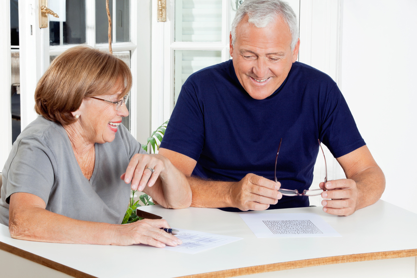 Visiting Your Loved Ones With Dementia At Memory Care Units: 10 Ways To Make It More Meaningful