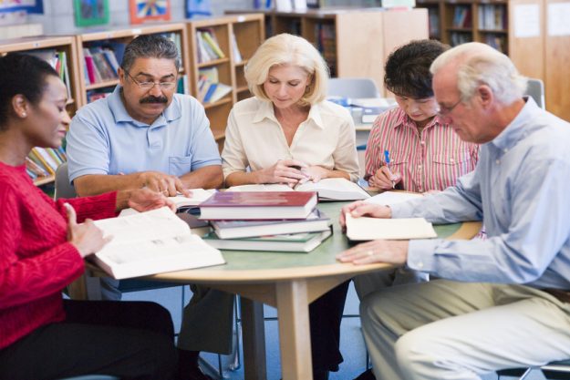 Fun Classes To Take When Staying In An Active Senior Home In Dupre, TX