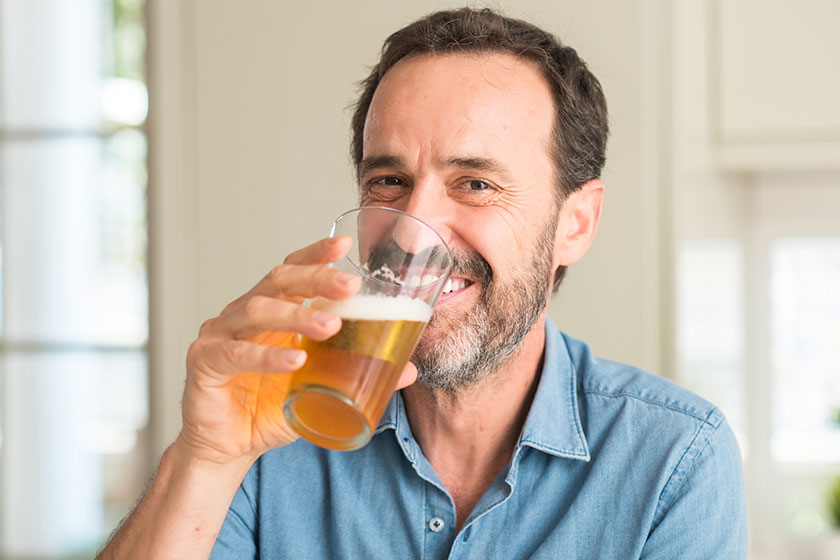 5 Safe Drinking Tips For Residents | Morada Senior Living