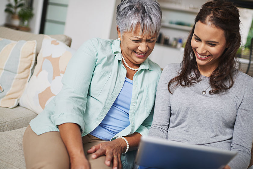 theyre called icons mom buttons young woman showing something her