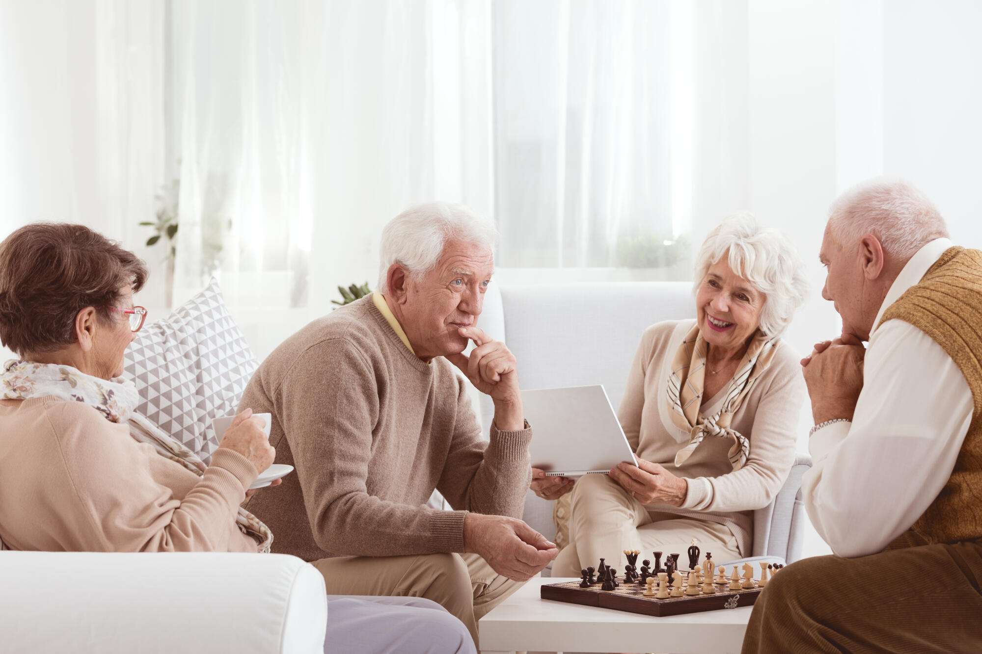 Two,Old,Friends,Competing,Over,A,Game,Of,Chess